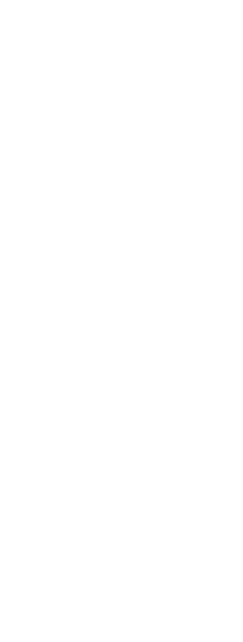 La Paquita et Jaume ont ouvert le restaurant le 10 mai 1984. Le nom d'Avi Mingo est un hommage au père de Jaume à Domingo et à sa mère, le Roser, qui en était le propriétaire. N'oublions pas les parents de La Paquita, Cisco et Carmen, qui nous ont beaucoup aidés à arriver ici. L'histoire du restaurant remonte au 19ème siècle et s'appelait le Giral Bar. Avec la salle Giral (devenue Cinema Tiana), elle présageait le fleuve de la culture Tianca, avec des événements tels que le théâtre, le cinéma et les danses de la Festa Major. , sardanes et concerts de différents compositeurs soulignant le dernier concert d'Isaac Albéniz en Espagne. Au fil du temps, le restaurant a changé de nom, Bar Giral, de Dalt, des 9 pins, du centre ... jusqu’à ce qu’il reste en permanence avec l’Avi Mingo. La salle Giral est devenue le cinéma Tiana et a été la référence et le point de rencontre de plusieurs générations de Tianenc. Jusqu'au 30 janvier 1984, elle a dû fermer définitivement ses portes en raison de l'application de nouvelles technologies. L'Avi Mingo est une référence de la cuisine catalane authentique, faite maison et de saison, où, par-dessus tout, prime la qualité du produit de proximité. Dans l’équipe familiale actuelle, outre Paquita et Jaume, il y a également 4 enfants, Sandra, Cristina, Jaume et Mingo, qui sont et seront la garantie de la continuité et de la qualité du Restaurant l’Avi Mian de Tiana. Toujours avec nos clients et amis. Merci